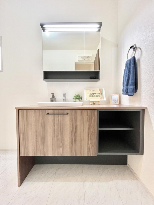 ���ʑ�E���ʏ��@���邢���ʏ��͖����̐g�x�x���y�����ł����Ⴂ�����ł��B