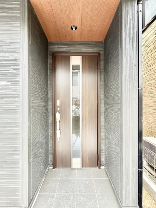 ���ց@�Z�܂��̊�����o����A���փh�A�B 