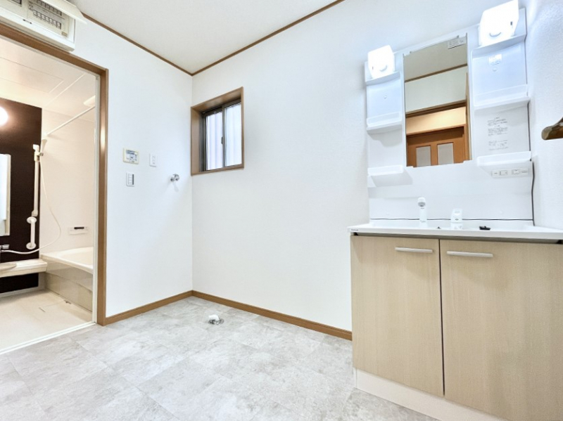 ���ʑ�E���ʏ��@���邢���ʏ��͖����̐g�x�x���y�����ł����Ⴂ�����ł��B