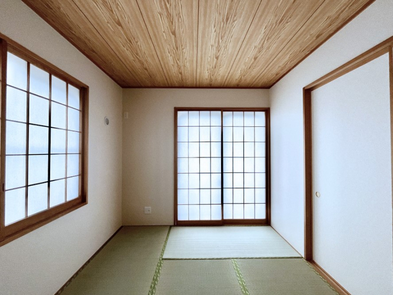 ���̑����ρ@�_�炩����̋�Ԃ́A���q�l�̗V�я�◈�q���̂����ĂȂ��̏ꏊ�Ƃ��ďd�󂵂܂��B 