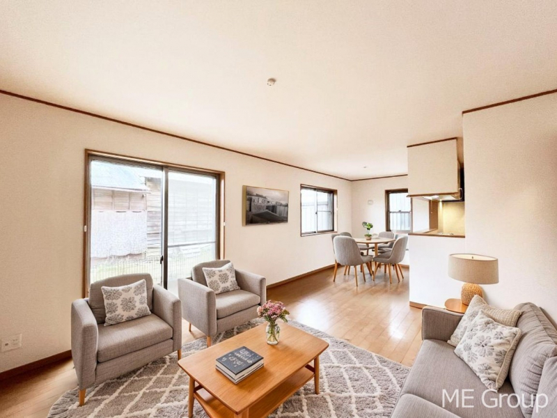 ���r���O�@���Ƒ��̓��₩�Șb�����ŕ�܂�閾�邢���r���O  ���Ƌ��CG�ł�