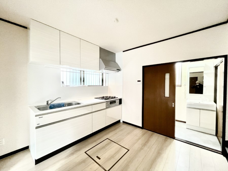 ���̑����ρ@�Ƒ������R�ƏW�܂�e���̃X�y�[�X�ɂȂ肻��