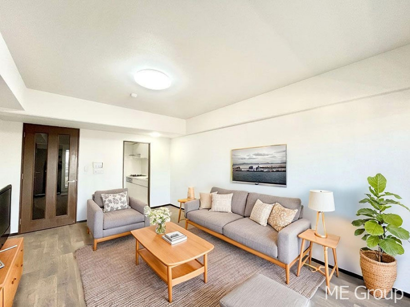 ���r���O�@�������������͋C�̂k�c�j�͉Ƒ��݂�Ȃ̉��K��ԁ@���Ƌ��CG�ł�