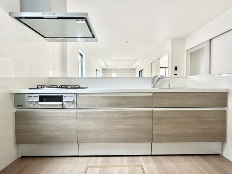 �L�b�`���@�������������I�ɁA�y�����I�V�X�e���L�b�`��  