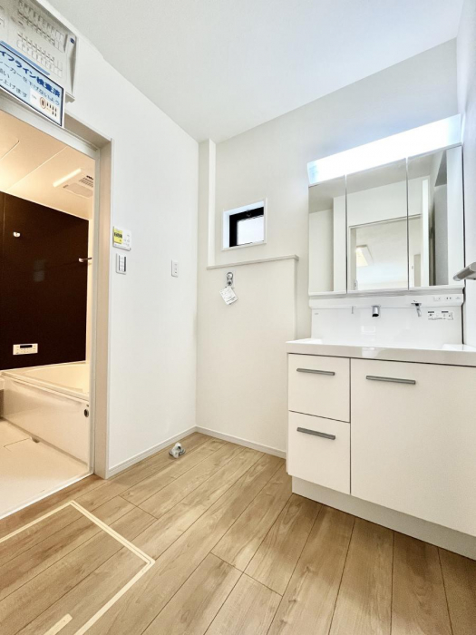 ���ʑ�E���ʏ��@�������̂�����K��Ԃł��B�����̐g�x�x���C�����ǂ����g�������܂��B 