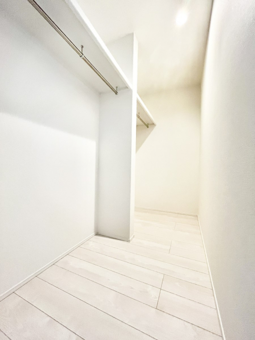 ���̑��@�ߗނ��n���K�[�Ɋ|�����܂܎��[�ł���WIC�B�ߗނ̐������ڂ����₷���ĕ֗��ł��I