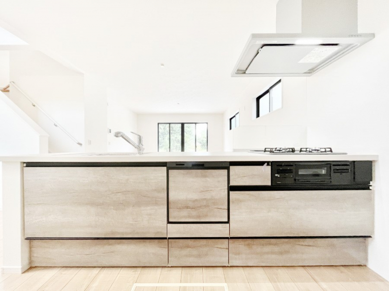 �L�b�`���@�H��@�E�򐅊�E�R�c���R�����Ȃǃf�U�C�������@�\�������˔������V�X�e���L�b�`���I