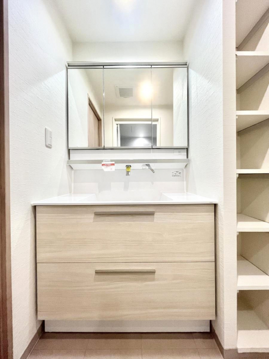 ���ʑ�E���ʏ��@������������ʉ��ώ��Œ��̐g�x�x�����K  