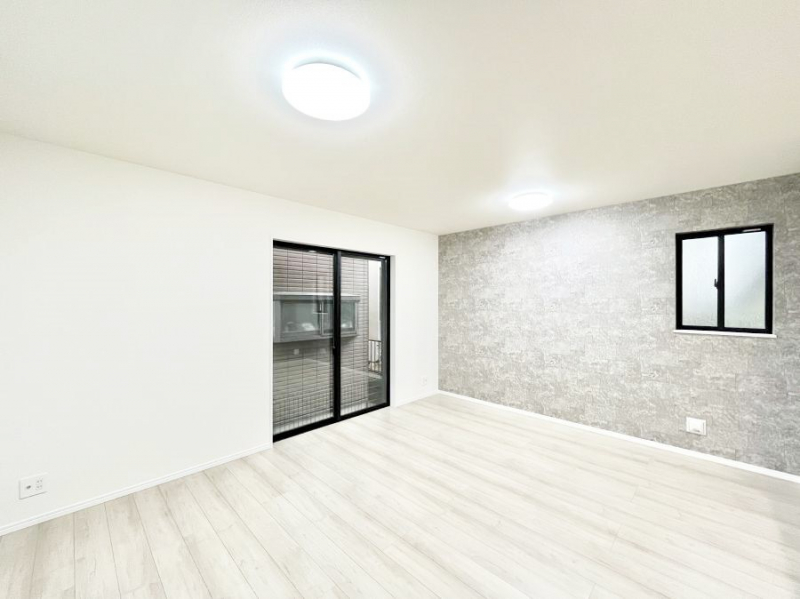 ���̑����ρ@�Ƒ������R�ƏW�܂�e���̃X�y�[�X�ɂȂ肻��