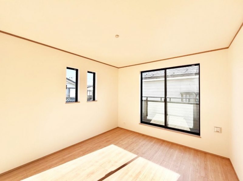 ���̑����ρ@���邢�o���R�j�[�T�C�h�ɗm����ݒu�B�ڊo�߂̗ǂ��Q���ɁB 