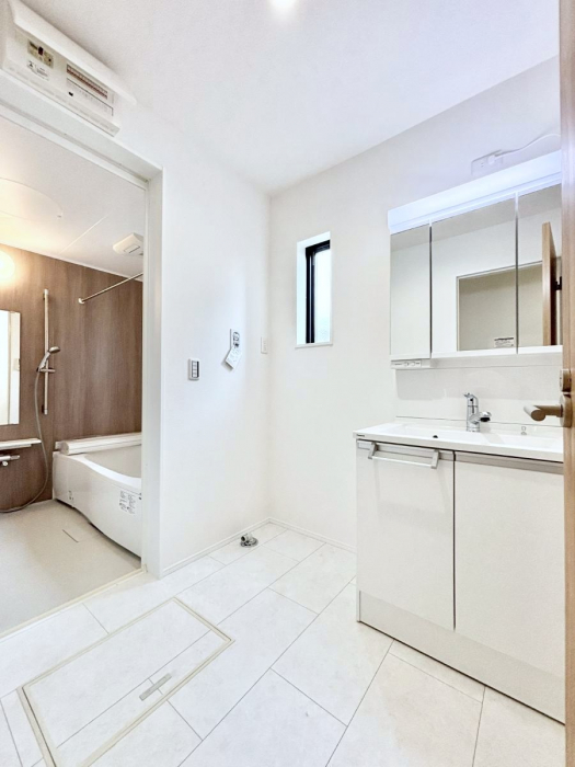 ���̑��@���������Ă���̂Ŏ��C�̑����ꏊ�ł����C���\���s���܂��B�����̐g�x�x���C�����ǂ��I