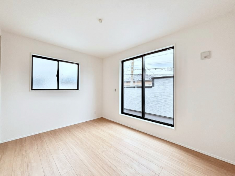 ���̑����ρ@2�ʍ̌����m�ۂ������邢��ԁB�Ƒ��݂�Ȃ����K�ȕ�炵����������݌v�ł��B