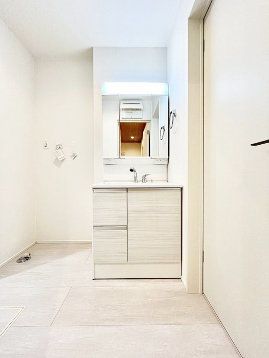 ���ʑ�E���ʏ��@�傫�����₷���O�ʋ��Ő�����������ʑ�́A�g�����Ȃ݃`�F�b�N�┧�̂������ɂ������߂ł��B