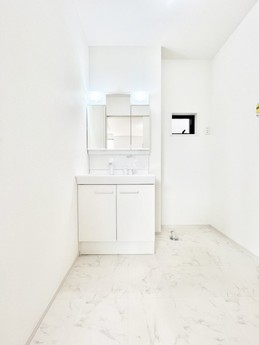 ���ʑ�E���ʏ��@���[�͂Ƌ@�\���ɗD�ꂽ���ʉ��ϑ�