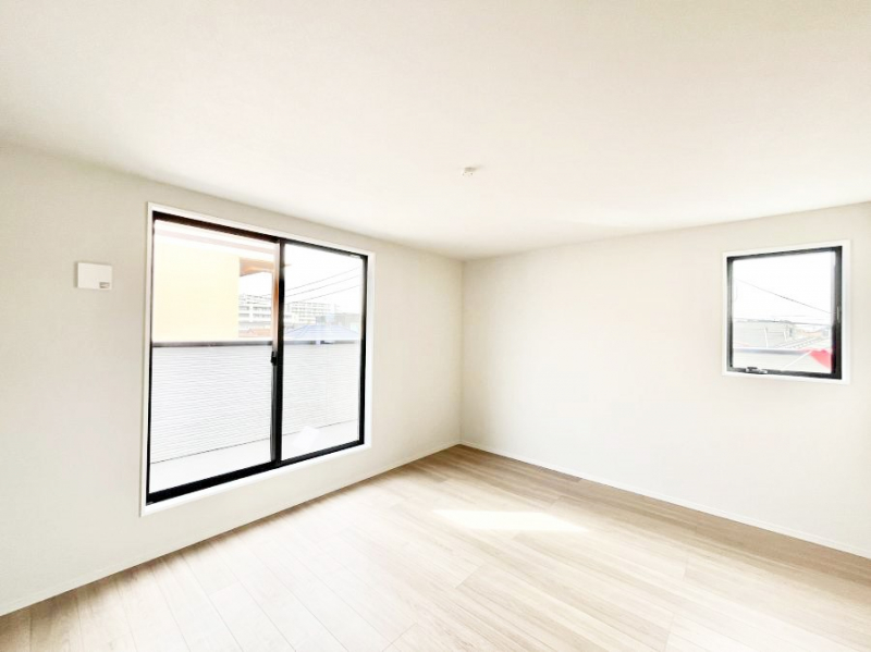 ���̑����ρ@�o���R�j�[���J�������v���X���Ă����m��