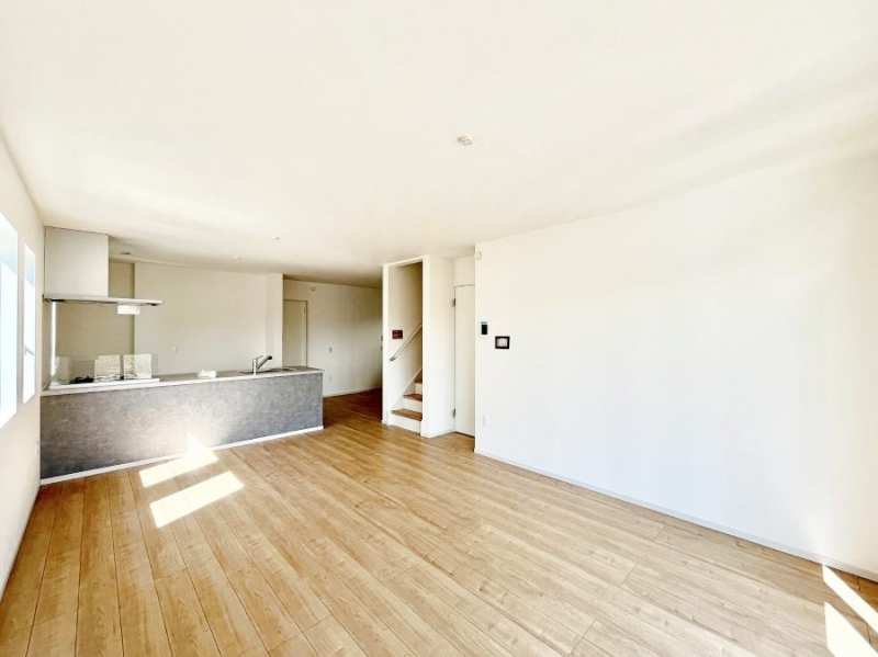 ���̑����ρ@�V���v���ȃf�U�C���Ȃ̂ŃC���e���A���l����̂��y���݂ł��ˁI