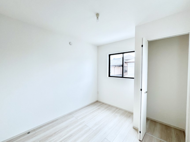 �q�������@�q�������ɂ��������߂Ȏ��[�X�y�[�X�����Ղ�̋���