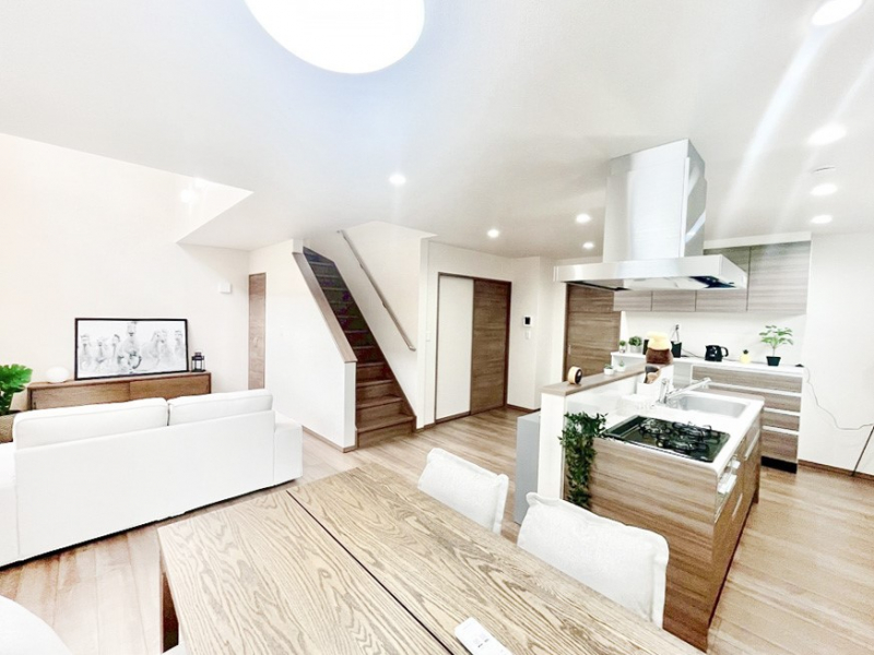 rO@Ƒc̎ԂȂ났̃rO_CjOB   