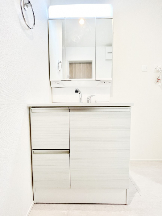 ���ʑ�E���ʏ��@�O�ʋ��L���r�l�b�g�E�V�����[�t�����ʉ��ϑ�ŖZ�������̐g�x�x���X���[�Y�ɁI