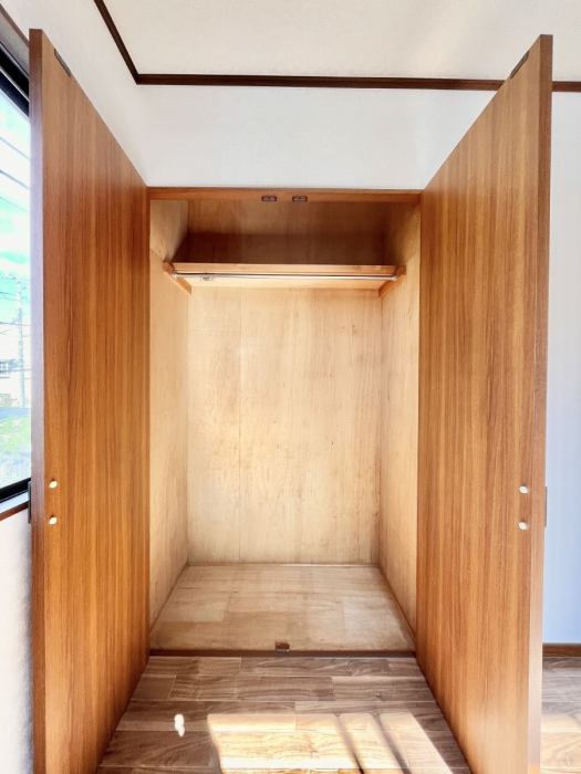 ���[�@�����Ղ�̎��[�X�y�[�X�ŉ��K�ɕ�点����