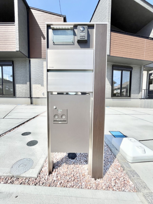 ̑@\DEC^[zE|XgEzanwЂƂɏWBGgXɂȂރVvfUCB