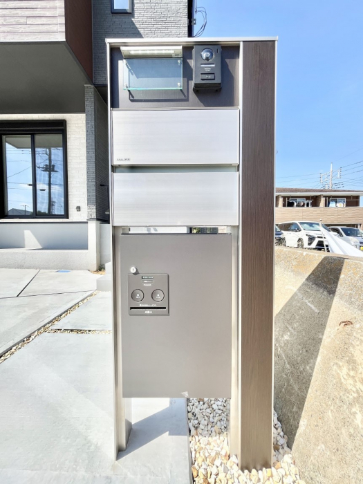 ̑@\DEC^[zE|XgEzanwЂƂɏWBGgXɂȂރVvfUCB