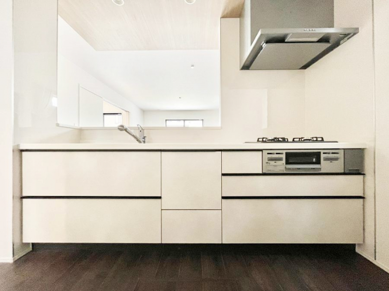 �L�b�`���@�������������I�ɁA�y�����I�V�X�e���L�b�`��