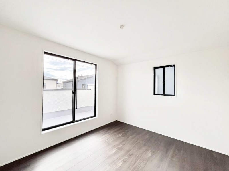 ���̑����ρ@�o���R�j�[���J�������v���X���Ă����m��