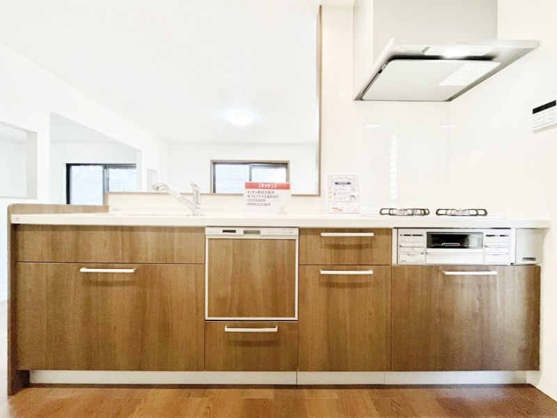 �L�b�`���@�H��@�E�򐅊�E�R���R�����Ȃǃf�U�C�������@�\�������˔������V�X�e���L�b�`���I