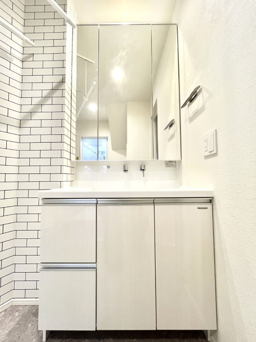 ���ʑ�E���ʏ��@�傫�����₷���O�ʋ��Ő�����������ʑ�́A�g�����Ȃ݃`�F�b�N�┧�̂������ɂ������߂ł��B 