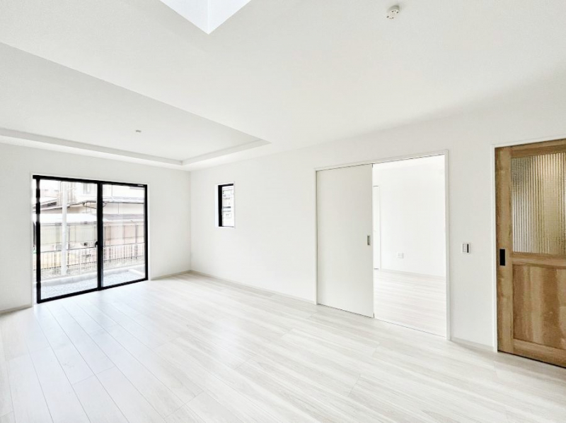 ���̑����ρ@�Ƒ������R�ƏW�܂�e���̃X�y�[�X�ɂȂ肻���@