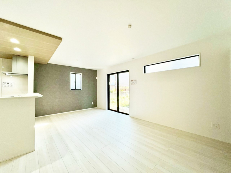 ���̑����ρ@�Ƒ������R�ƏW�܂�e���̃X�y�[�X�ɂȂ肻��