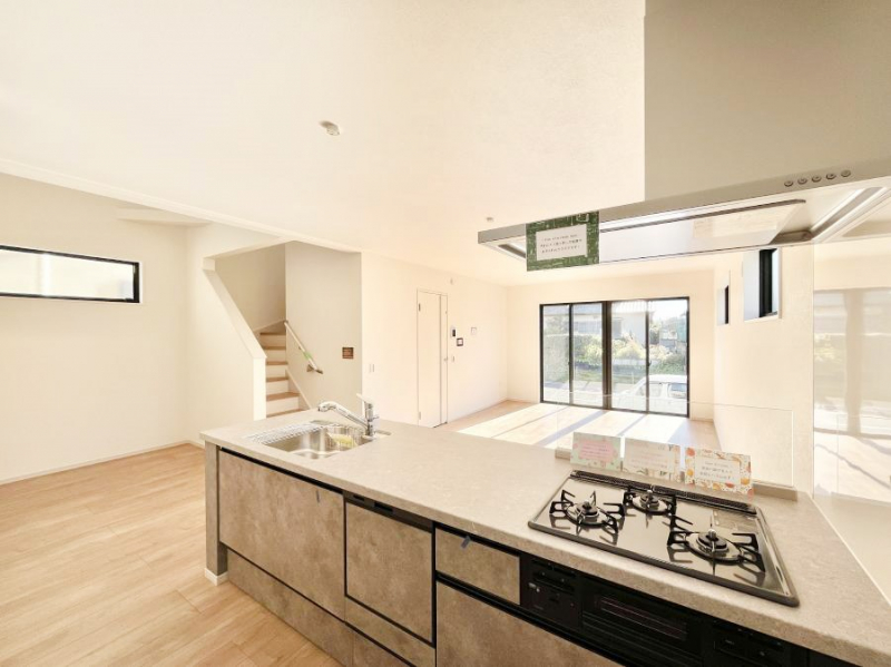 �L�b�`���@��Ƃ肠��L�b�`���ł͂��Ƒ��Ɗy�������������ł��܂��B