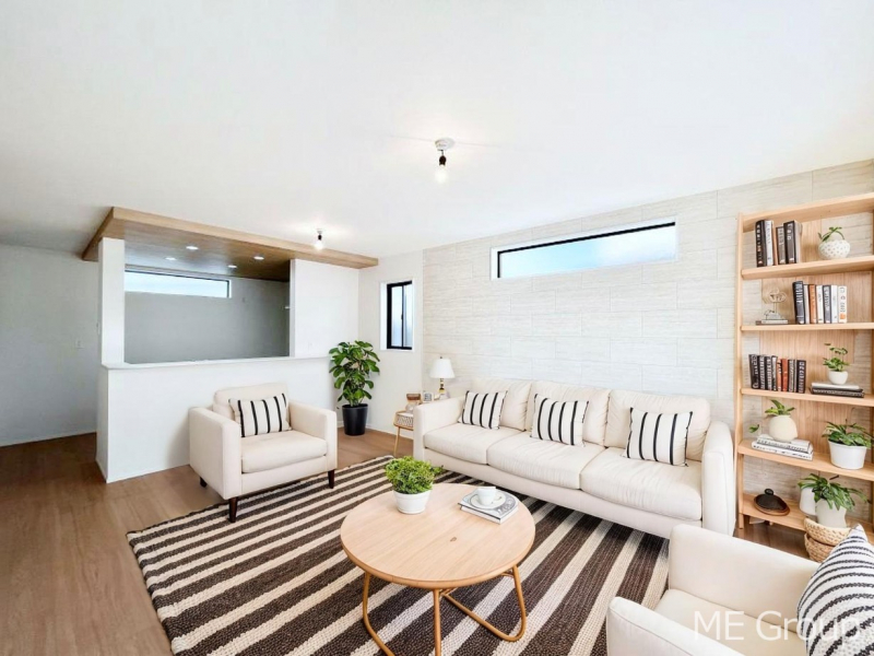 ���r���O�@�Ƒ��̘a�₩�ȉ�b���������Ă������B�J�����̂��郊�r���O�ł��B���Ƌ��CG�ł�  