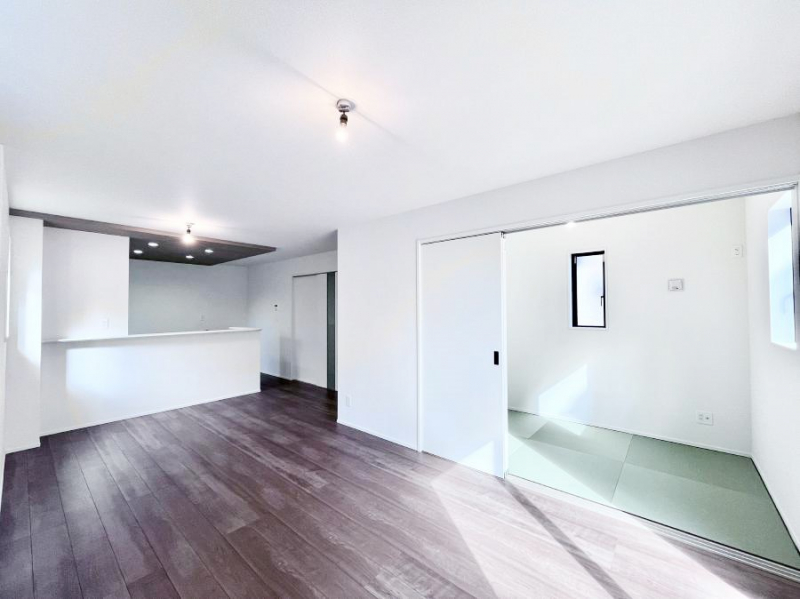 ���r���O�@�אڂ̘a�����J������΂���ɍL�X��Ԃ�  