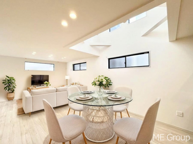 ���r���O�@���Ƒ��̓��₩�Șb�����ŕ�܂�閾�邢���r���O  ���Ƌ��CG�ł�