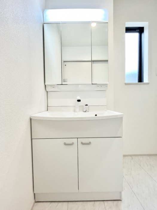 ���ʑ�E���ʏ��@�傫�����₷���O�ʋ��Ő�����������ʑ�́A�g�����Ȃ݃`�F�b�N�┧�̂������ɂ������߂ł��B 