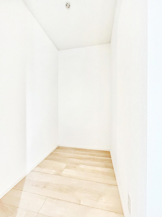 ̑@G߂̈ߗނXbL[Ieʂ̎[͓͂IWICtłB