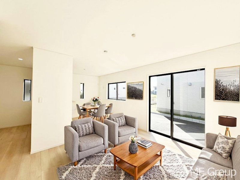 ���r���O�@�傫�ȑ����炽���Ղ�̗z���ƕ����������郊�r���O���Ƌ��CG�ł�