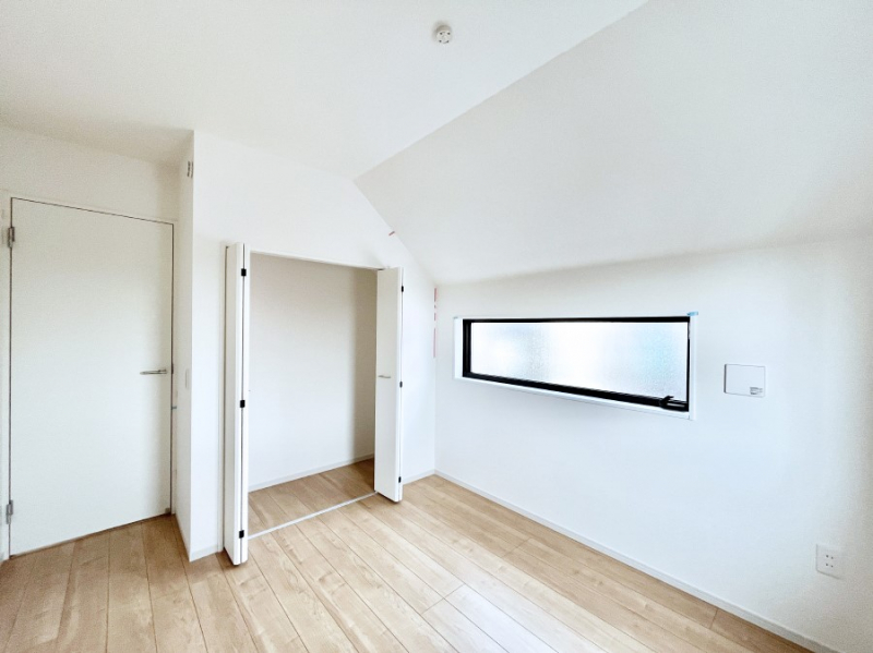 �q�������@�q�������ɂ��������߂Ȏ��[�X�y�[�X�����Ղ�̋���