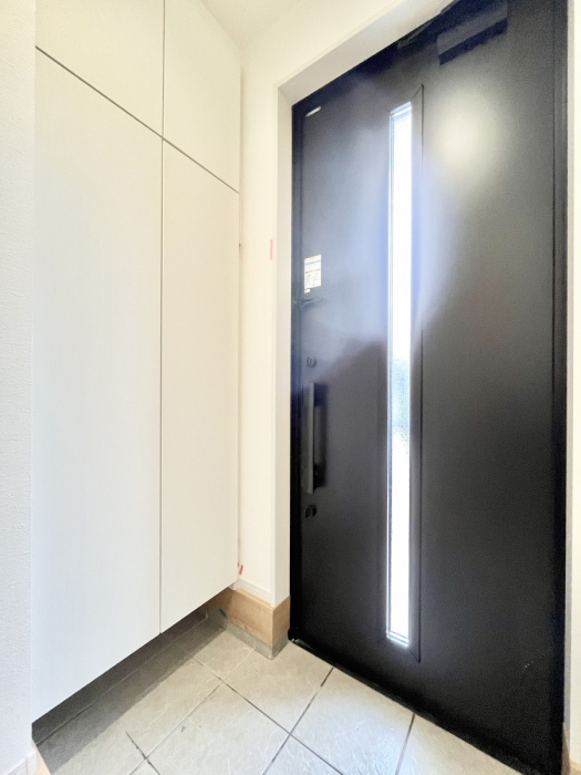 ���ց@�K���X�X���b�g�̓��������փh�A�������Ɍ���͂��Ă���܂�