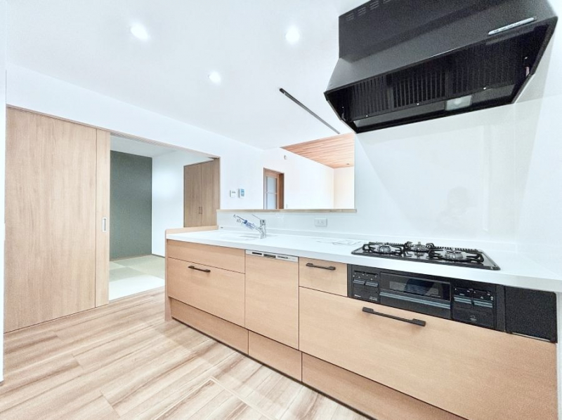 �L�b�`���@��Ƃ肠��L�b�`���ł͂��Ƒ��Ɗy�������������ł��܂��B