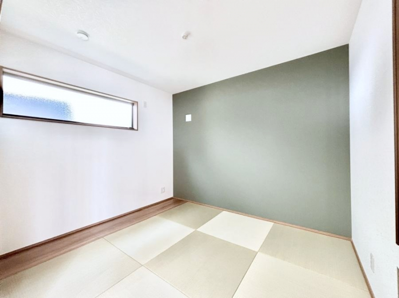 ���̑����ρ@�_�炩����̋�Ԃ́A���q�l�̗V�я�◈�q���̂����ĂȂ��̏ꏊ�Ƃ��ďd�󂵂܂��B 