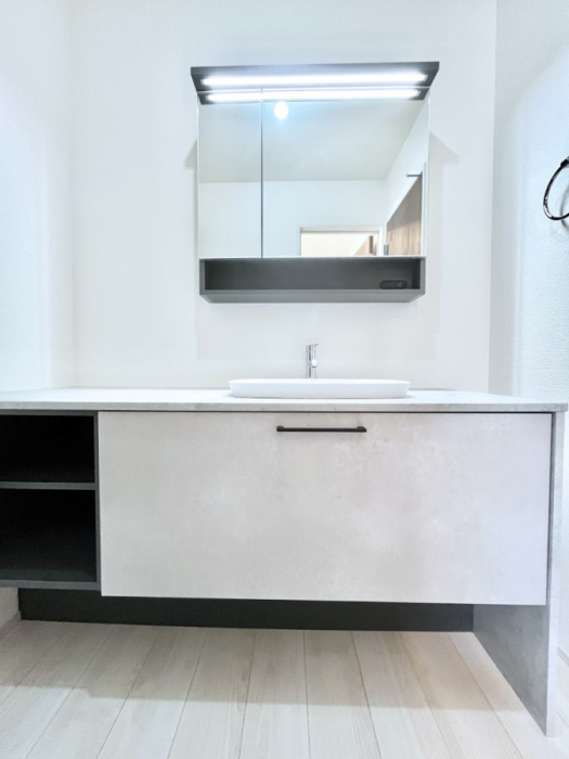 ���ʑ�E���ʏ��@���邢���ʏ��͖����̐g�x�x���y�����ł����Ⴂ�����ł��B