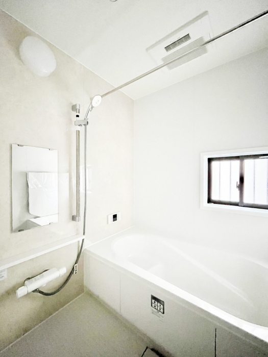 �����@����̔�������Ă���閾�邢�������̂���o�X���[��