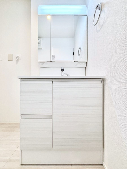 ���ʑ�E���ʏ��@�傫�����₷���O�ʋ��Ő�����������ʑ�́A�g�����Ȃ݃`�F�b�N�┧�̂������ɂ������߂ł��B 