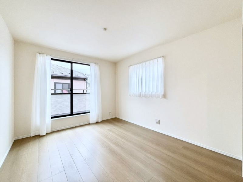 ���̑����ρ@�o���R�j�[���J�������v���X���Ă����m��