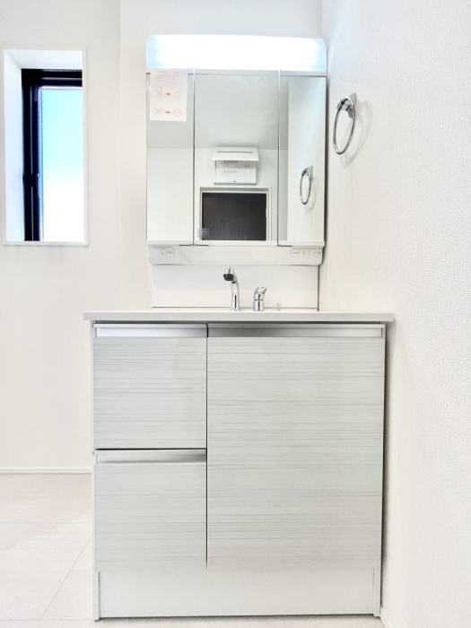 ���ʑ�E���ʏ��@���[�͂Ƌ@�\���ɗD�ꂽ���ʉ��ϑ�