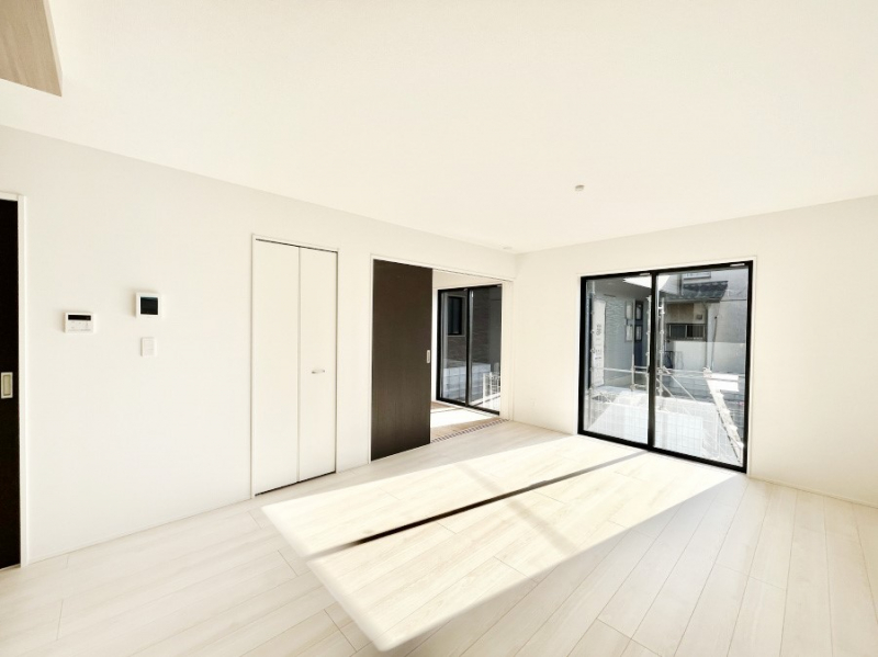 ���̑����ρ@���邢�z���������A�����̕��͋C�ɖ��������_�C�j���O�B   