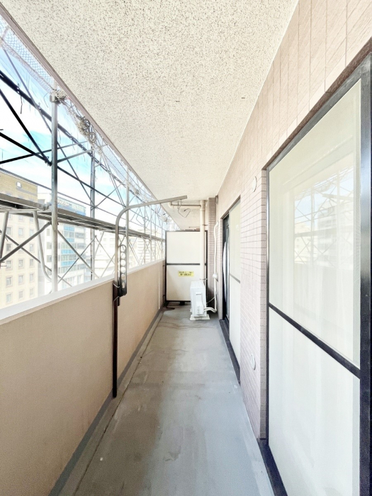 �o���R�j�[�@�����t���̃o���R�j�[�͋}�ȉJ�ł����S�ł��B